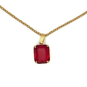 Vintage Red Glass Pendant Necklace | Emerald Cut Gold Tone